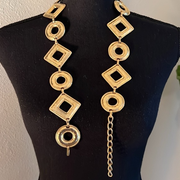 ESCADA Women’s Designer Elegant Vintage Gilded Gold Geometric Belt Made in Spain - Picture 15 of 16